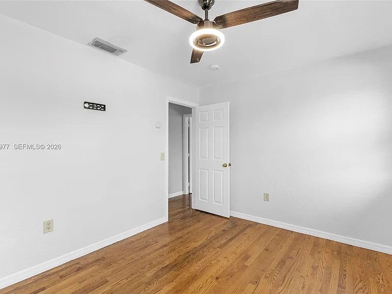 11610 NW 43rd St — Photo 19