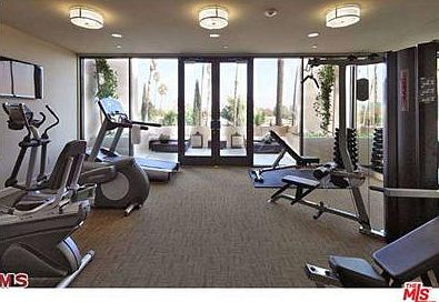5th image of 447 N Doheny Dr APT 501