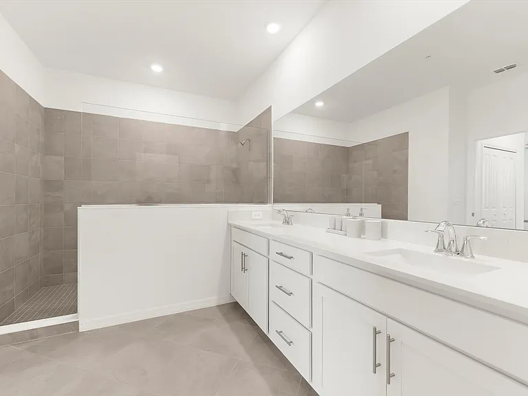 19205 Cherrystone Way #103 — Photo 42