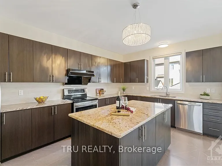 328 Mirabeau Ter — Photo 12