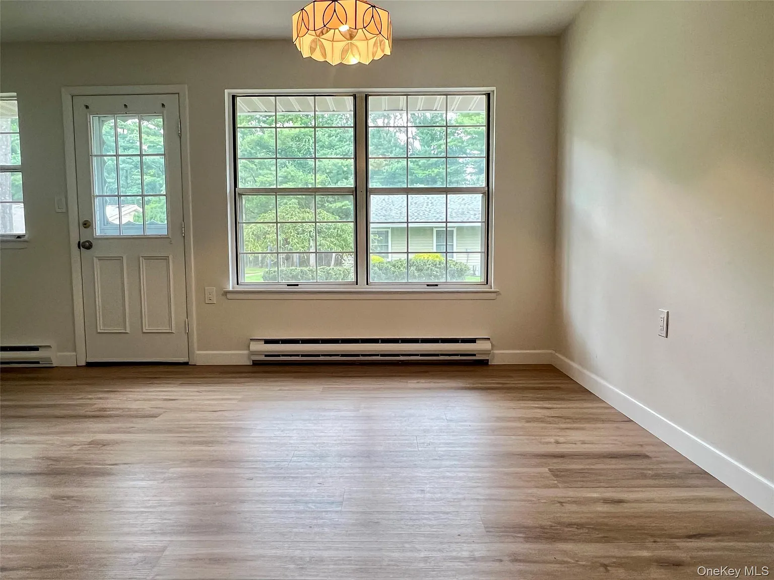 2 bed, 2.0 bath, 1200 sqft, $2,700 — Photo 4