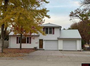 111 7th St SW, Wells, MN 56097