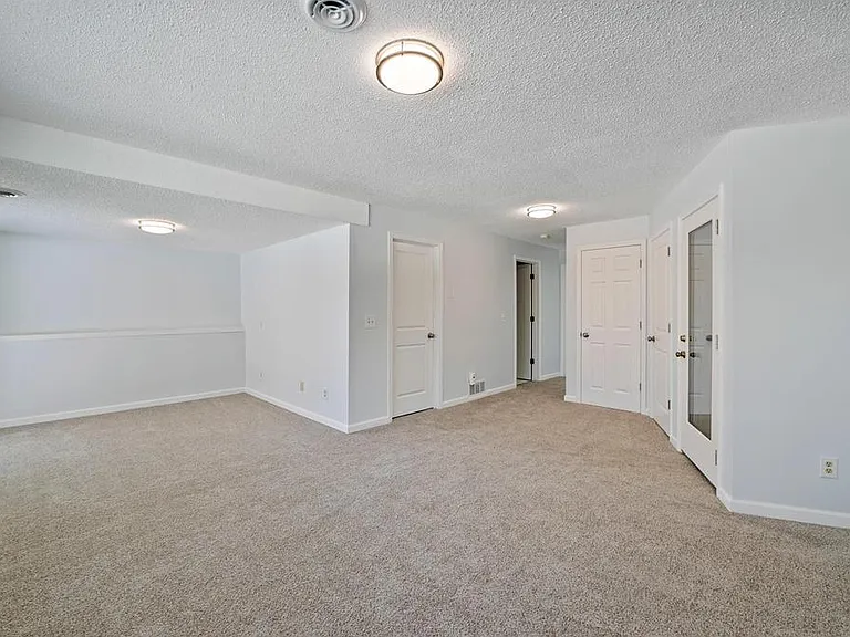 3345 Minnesota Ln N — Photo 18