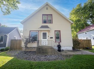 421 S Alma Ave, Kankakee, IL 60901