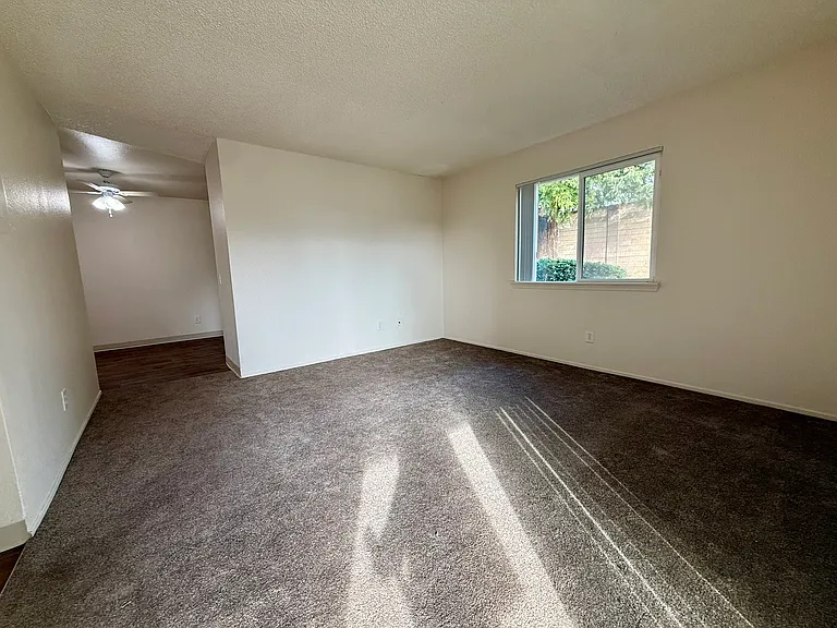 Point Natomas — Photo 21