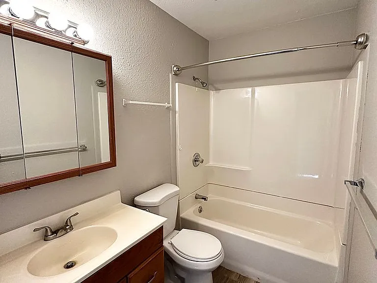 4610 Picturesque Ct. — Photo 26