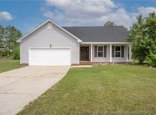 302 Ridge Manor Dr, Raeford, NC 28376