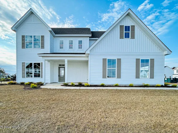 901 Wild Azalea Way, Hubert, NC 28539