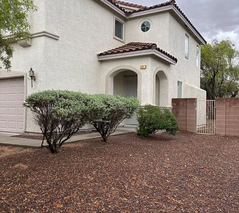 5887 Lustrous Ct