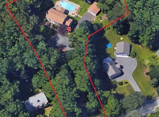 606 Lowell St, Peabody, MA 01960