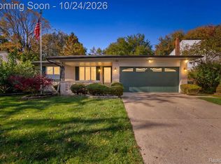 1733 Ranier Blvd, Canton, MI 48187
