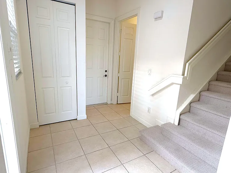 685 Pacific Grove Dr #2 — Photo 21