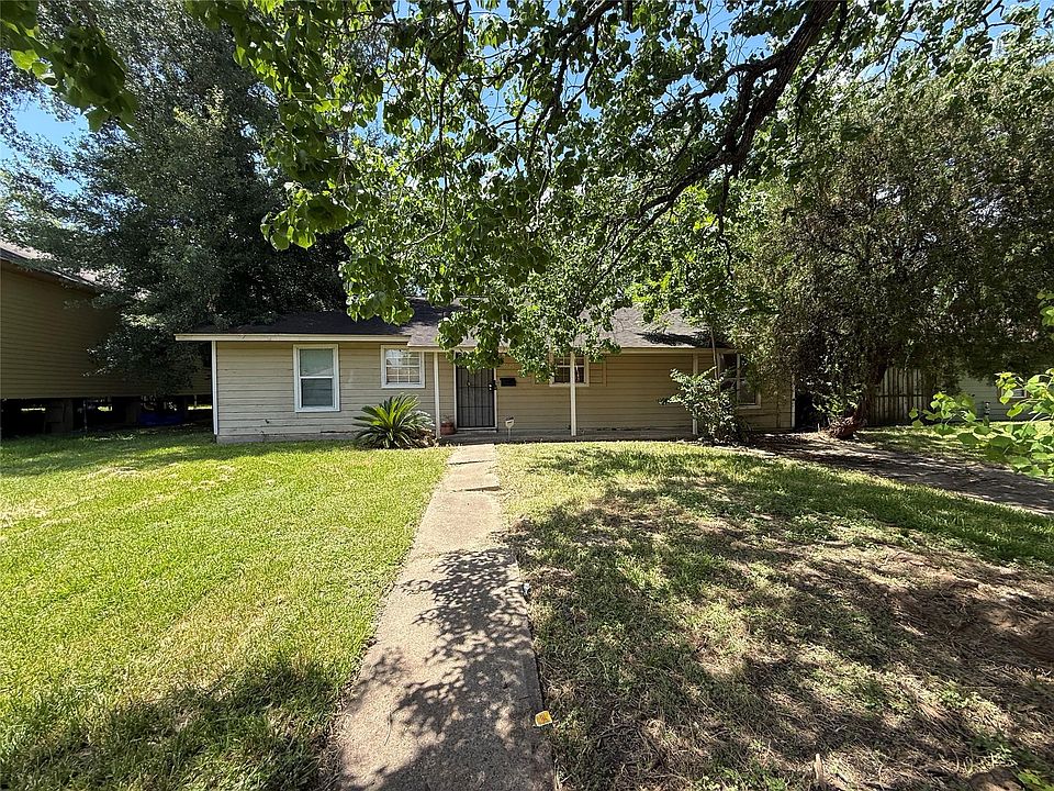 1st image of 6026 Glenhurst Dr