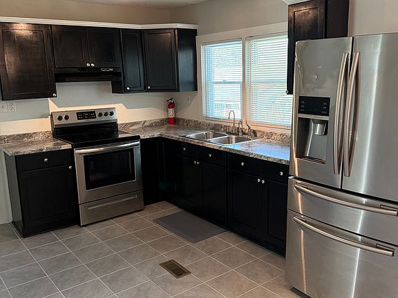 2nd image of 103 E Front St