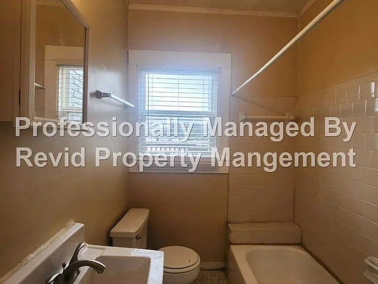 189 N Auburndale Pl #195-16 — Photo 42