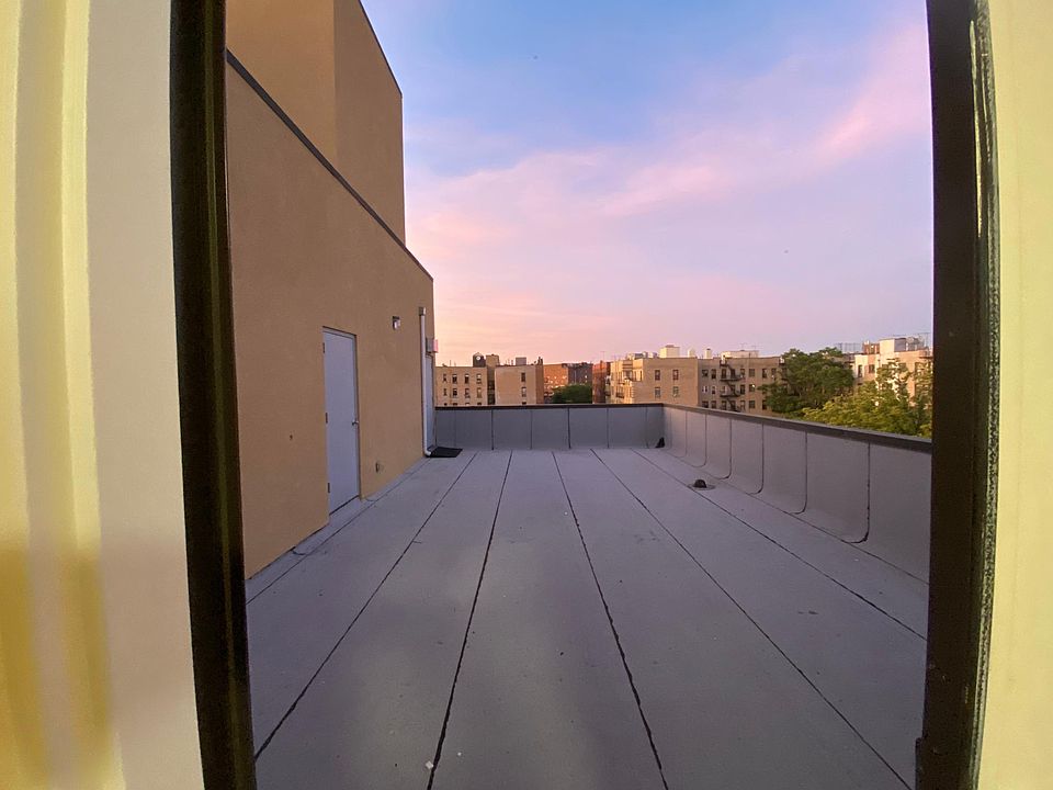 1st image of 3070 Brighton 14th St #4B