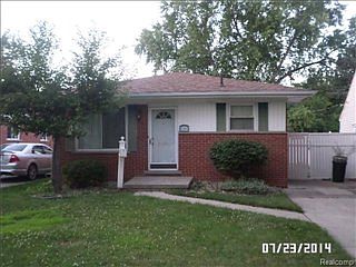 1st image of 17062 Russell Ave