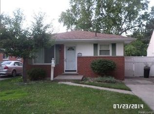 17062 Russell Ave, Allen Park, MI 48101