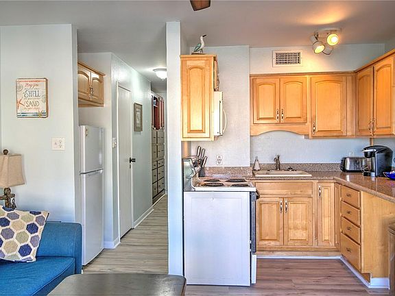 4th image of 3938 Surfside Blvd Unit 2241