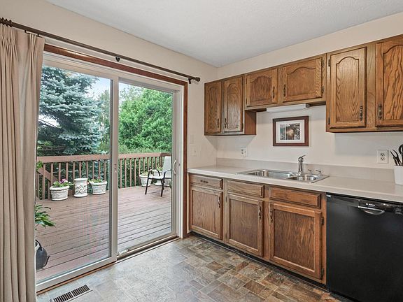 5th image of 2151 Steffi Dr