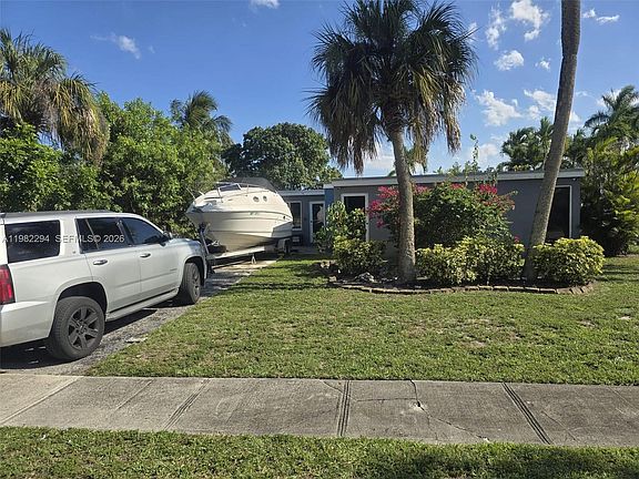 3rd image of 5812 NW 20th Ct