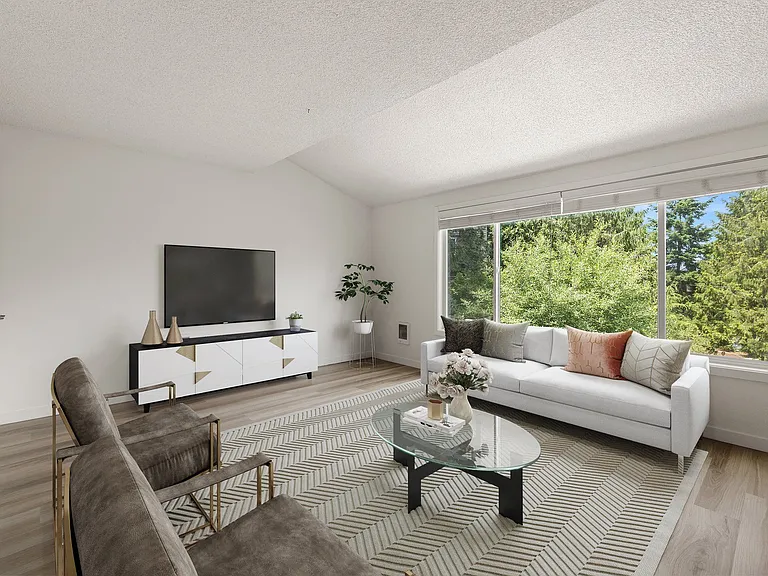 Larkspur West Linn — Photo 15