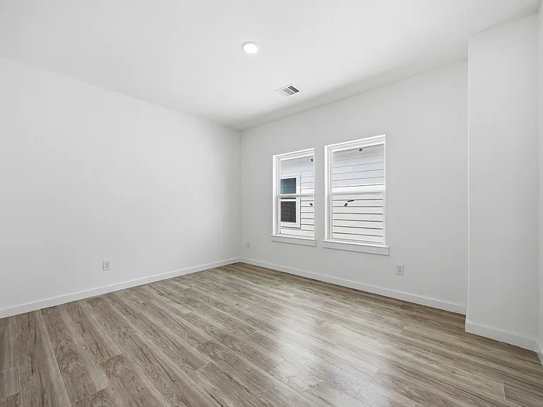 7502 Laura Koppe Rd #D — Photo 11
