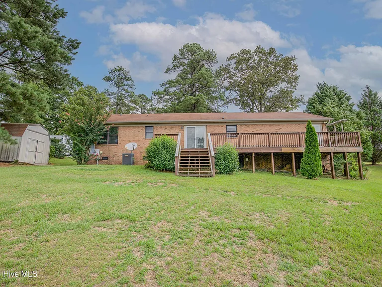 201 Sarason Pl — Photo 49