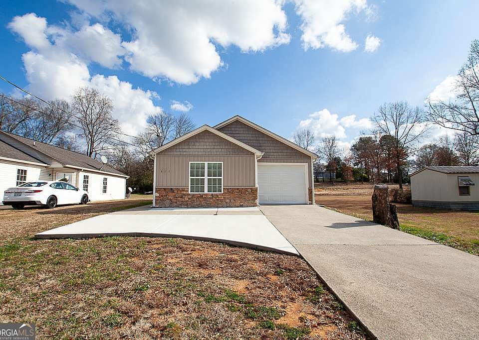 1st image of 511 Circle Dr