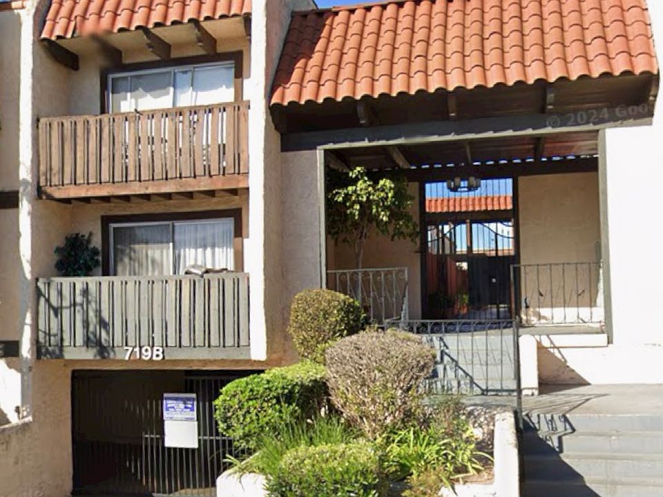 1st image of 719 N Eucalyptus Ave