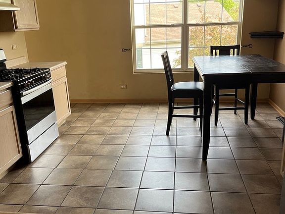 4th image of 545 N Fox Trl #545