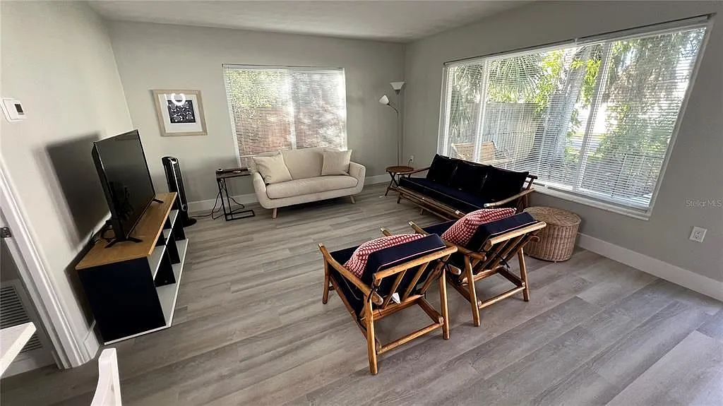 1 bed, 1.0 bath, 600 sqft, $1,800 — Photo 3