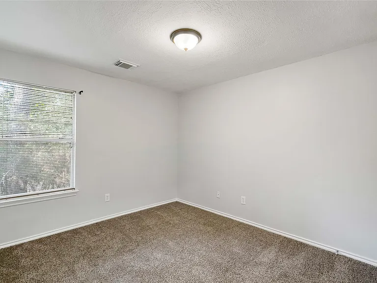 38 Walden Elms Cir — Photo 21