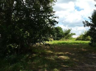 102 Barefield St, Refugio, TX 78377