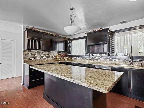 2nd image of 8717 Parkland Dr