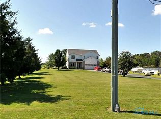 6658 Brown Rd, Oregon, OH 43616