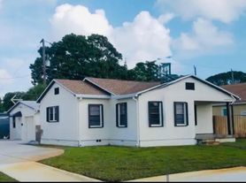 443 Wilder St, West Palm Beach, FL