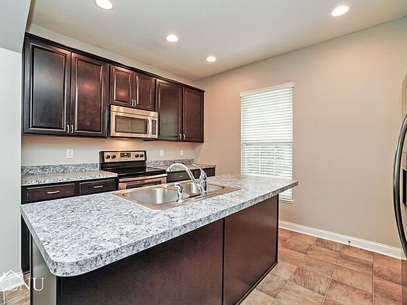 4th image of 1103 Dobbs Ave