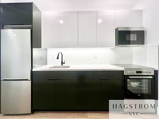 Rented by Hagstrom Management Inc | media 51