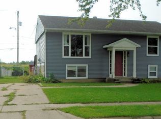 218 Irene Ave, Rochelle, IL 61068