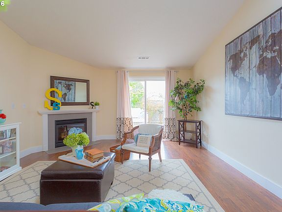 2nd image of 16317 NE 78th Way