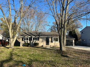 2455A Culbertson Ave, Rochester, MI 48307