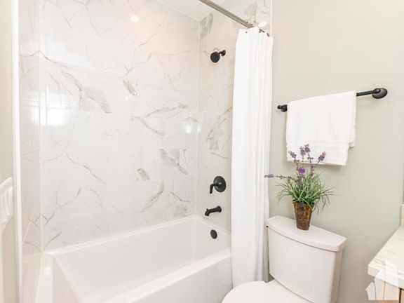 4th image of 2545 N Campbell Ave #2541-2