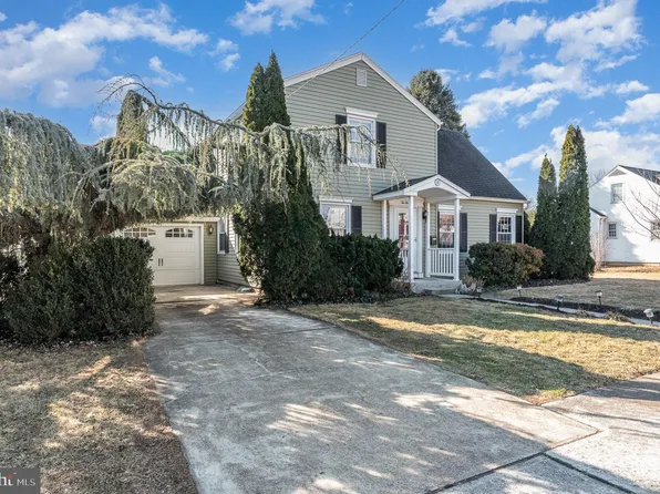 212 E Marble St, Mechanicsburg, PA 17055