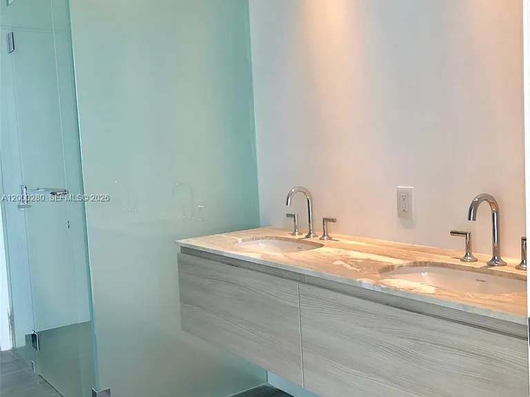2900 NE 7th Ave #2907 — Photo 8