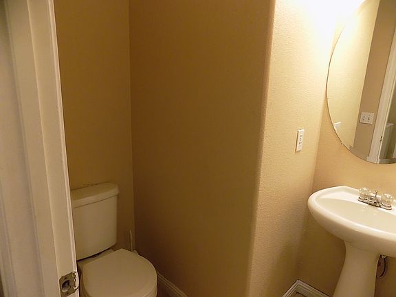 2nd image of 1653 Meno Peak St