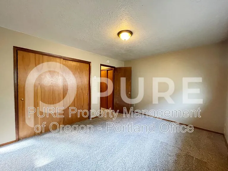 1135 SE 27th Ave — Photo 12