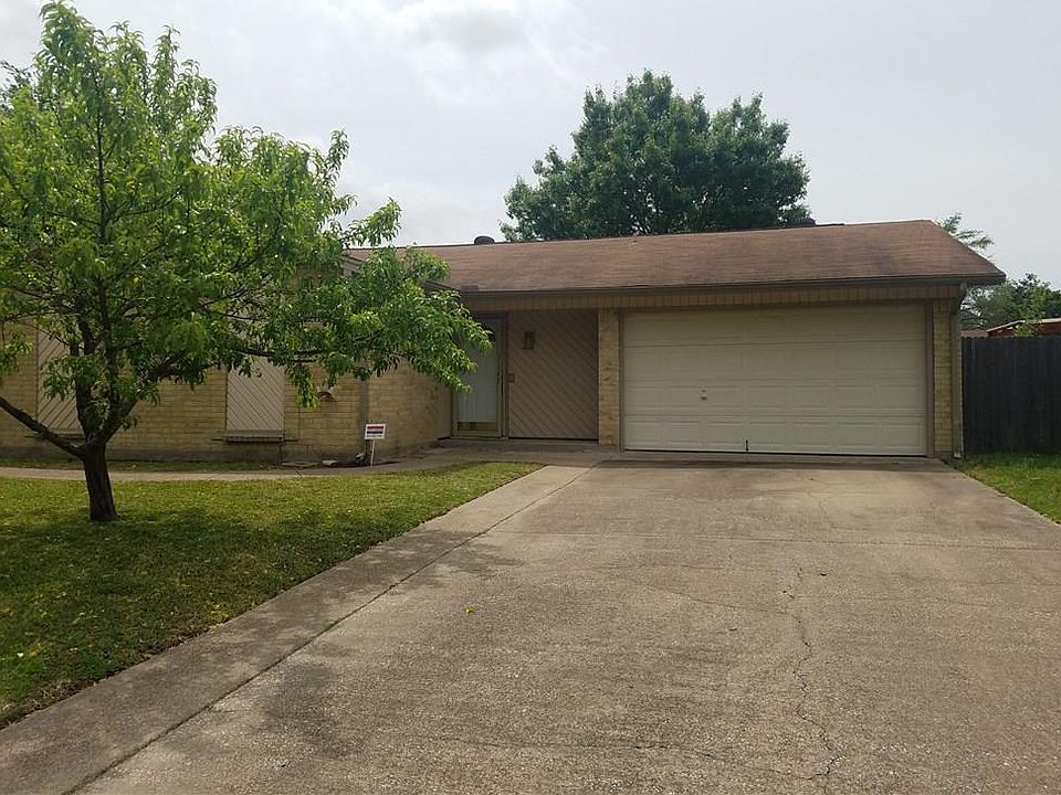 1st image of 2118 Meadow Glen Dr