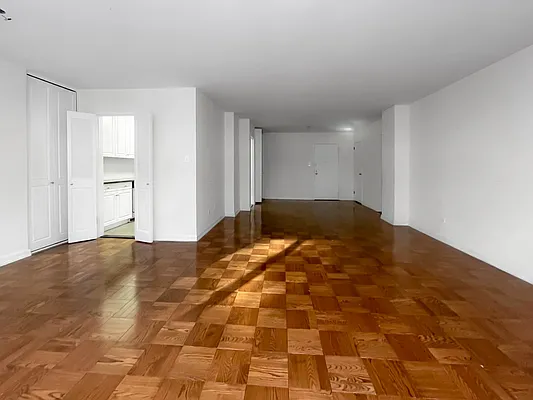Rented by Brown Harris Stevens | media 18