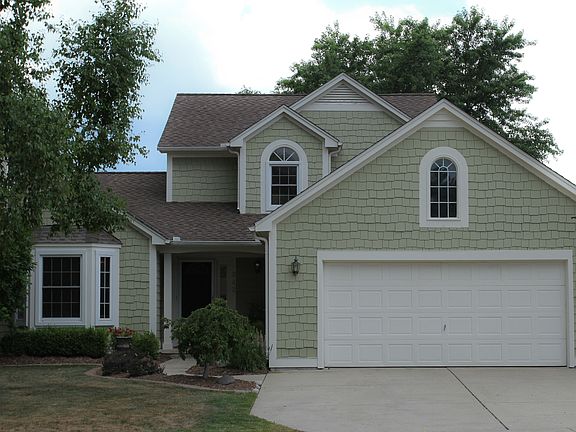 2nd image of 842 Hathaway Dr